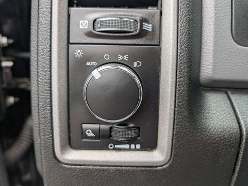 Used 2017 RAM 2500 Tradesman w/ Popular Equipment Group image 29