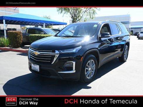 Used 2023 Chevrolet Traverse LT w/ LPO, Cargo Package image 1