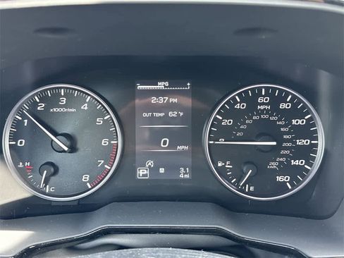 Used 2025 Subaru Outback Premium image 19