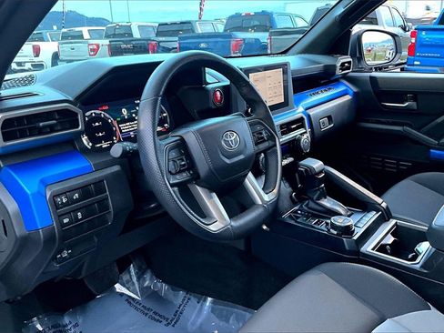 Used 2024 Toyota Tacoma TRD Off-Road image 14