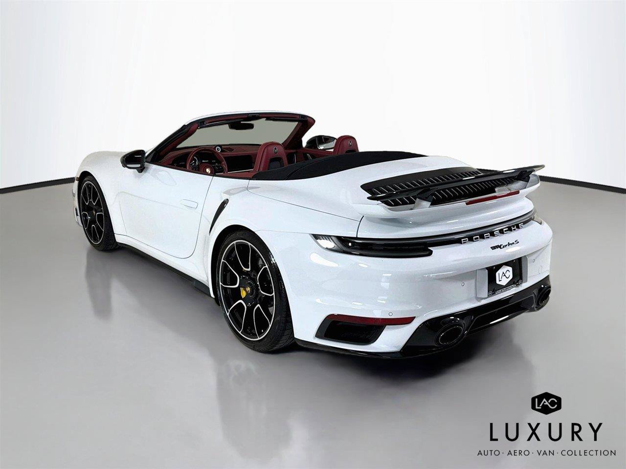Used 2023 Porsche 911 Turbo S AWD/4WD image 7