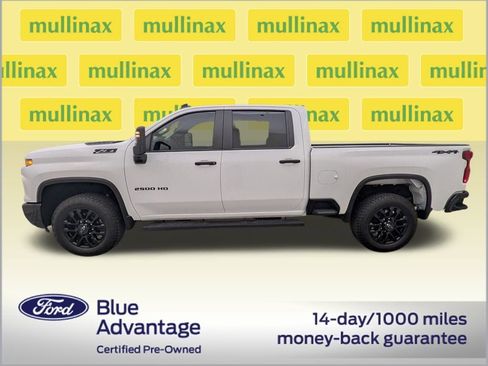 Used 2025 Chevrolet Silverado 2500 Custom w/ Custom Blackout Package image 11