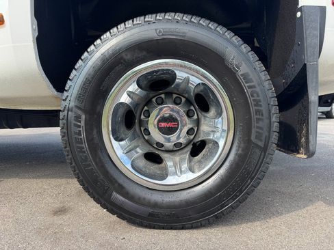 Used 2015 GMC Sierra 3500 SLT AWD/4WD image 13