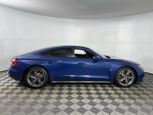 Used 2024 Audi e-tron GT Premium Plus image 5