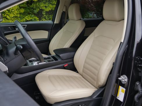 Certified 2022 Ford Edge SEL AWD/4WD image 33