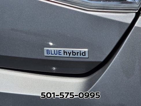 Used 2024 Hyundai Elantra Blue FWD image 11