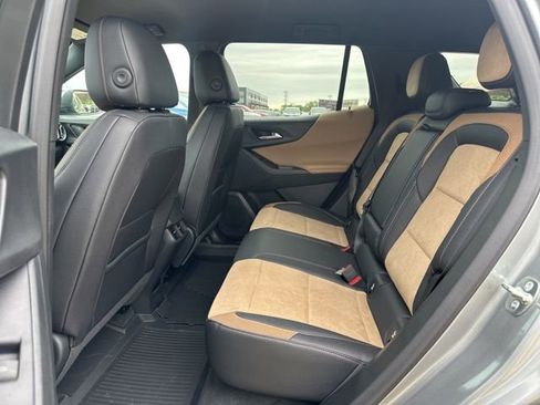 New 2026 Chevrolet Equinox ACTIV FWD image 12