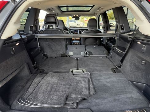 Used 2024 Volvo XC90 B6 Plus image 56