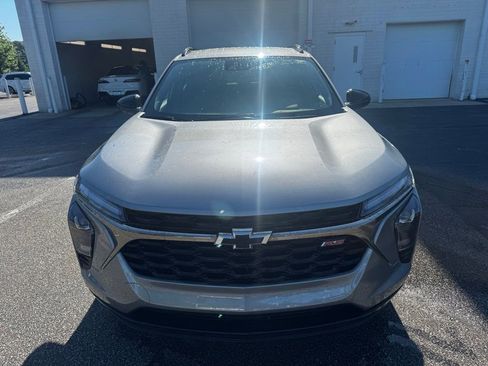 Used 2026 Chevrolet Trax RS w/ Driver Confidence Package FWD image 8