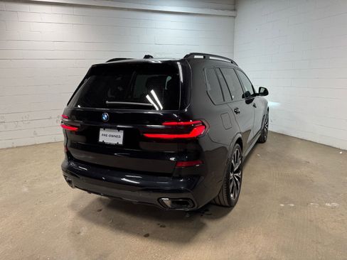 Used 2024 BMW X7 xDrive40i w/ M Sport Package AWD/4WD image 7
