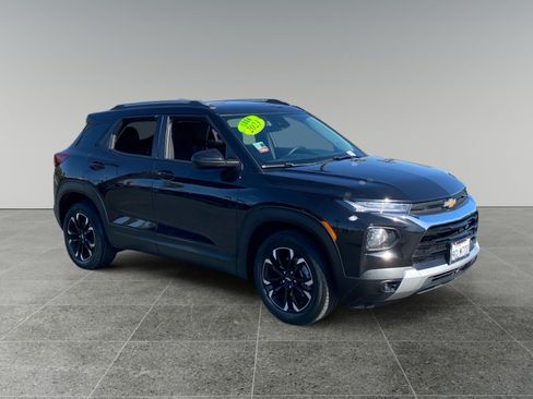 Used 2023 Chevrolet TrailBlazer LT FWD image 7