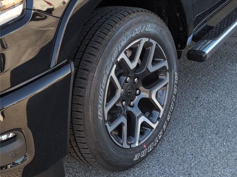 New 2026 RAM 1500 Laramie w/ Sport Appearance Package AWD/4WD image 33