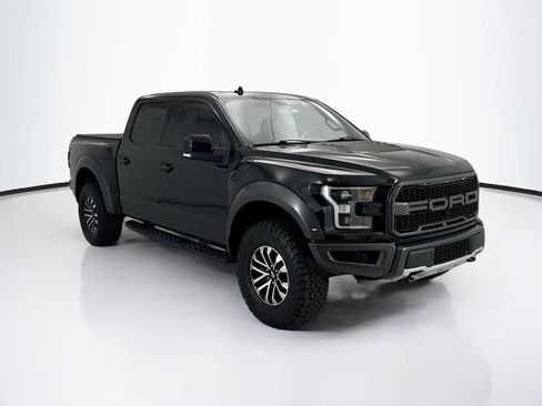 Used 2019 Ford F150 Raptor w/ Equipment Group 802A Luxury AWD/4WD image 9