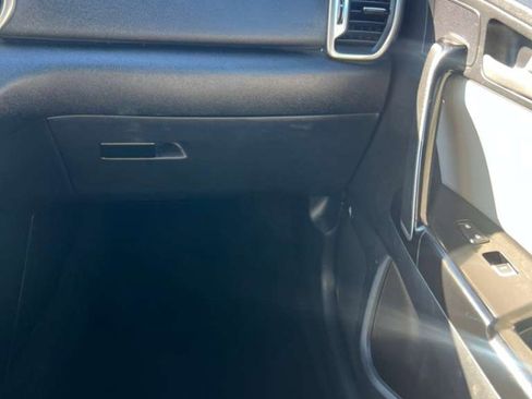 Used 2019 Kia Sportage EX w/ EX Sport Appearance Package image 28