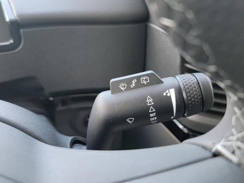 Used 2025 INEOS Grenadier image 15