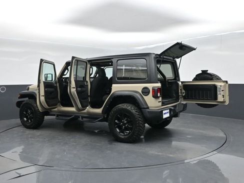 Used 2022 Jeep Wrangler Unlimited Sport AWD/4WD image 70