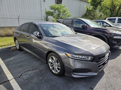 Used 2019 Honda Accord LX image 10