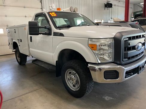 Used 2015 Ford F250 XL w/ XL Value Package AWD/4WD image 4