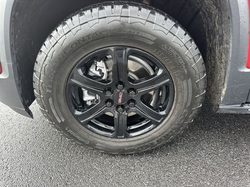 Certified 2023 GMC Acadia AT4 w/ Technology Package image 12