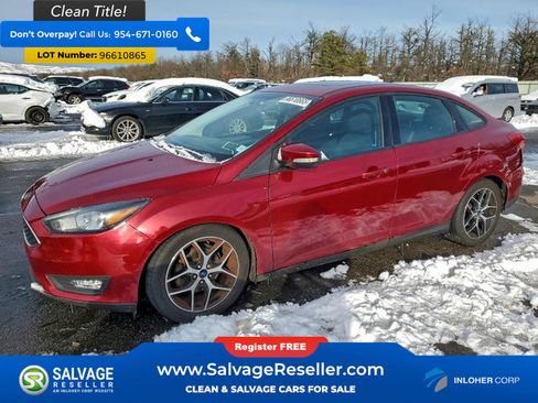 Used 2017 Ford Focus SEL w/ Cold Weather Package FWD image 1