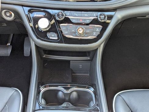 New 2026 Chrysler Pacifica Limited w/ S Appearance Package FWD image 19