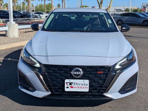 Certified 2025 Nissan Altima 2.5 SR image 10