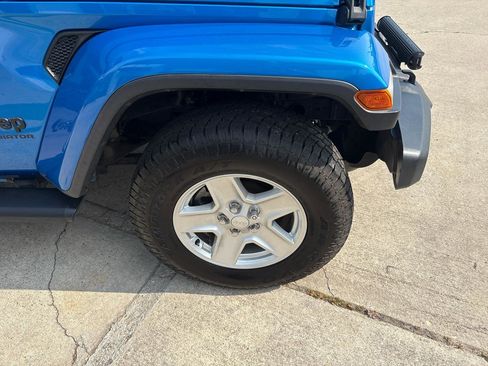 Used 2021 Jeep Gladiator Sport AWD/4WD image 20