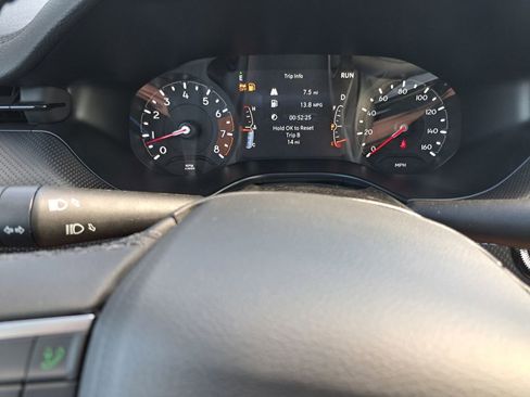 New 2026 Jeep Compass Latitude image 11