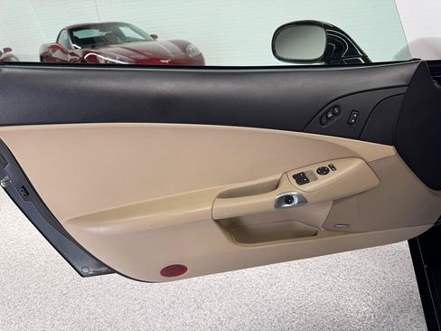 Used 2006 Chevrolet Corvette Convertible w/ Preferred Equipment Group RWD image 45