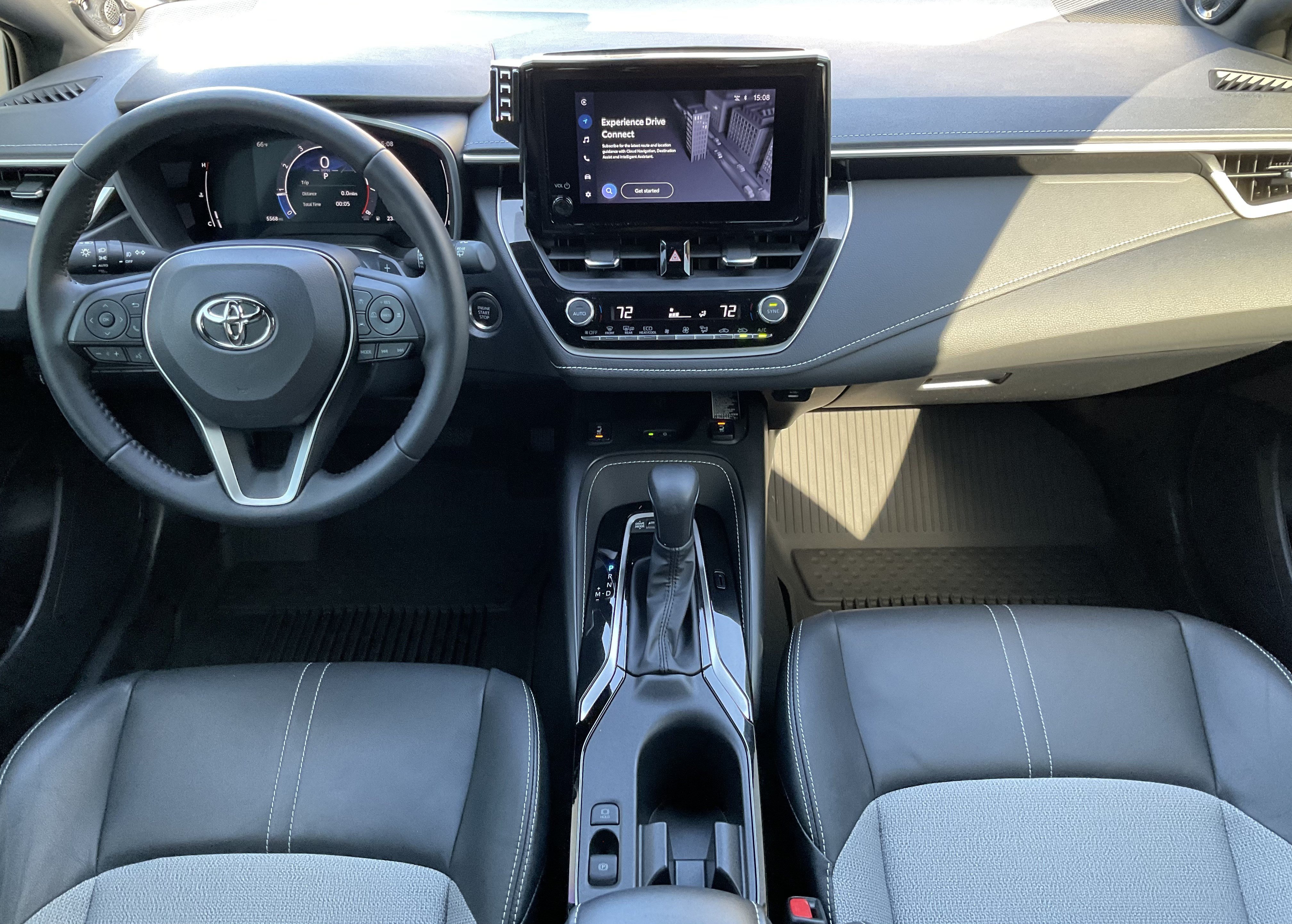 Used 2025 Toyota Corolla XSE FWD image 22