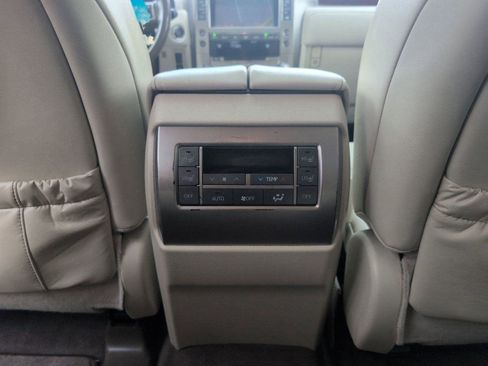 Used 2018 Lexus GX 460 image 20