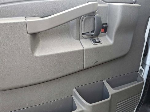 Used 2023 Chevrolet Express 2500 w/ Driver Convenience Package image 10