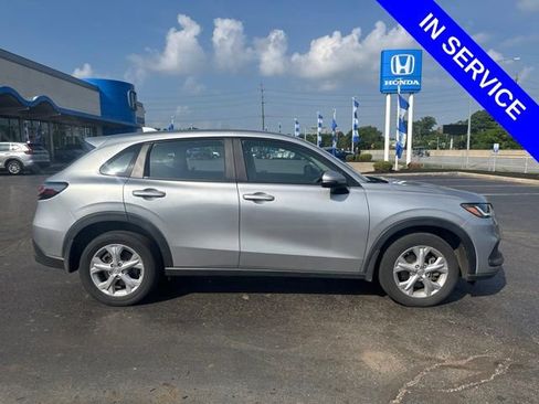 Used 2023 Honda HR-V LX image 4