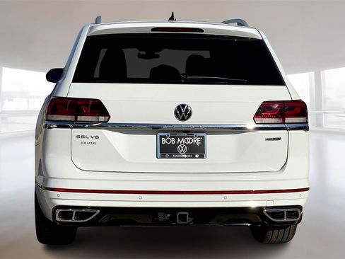 Used 2022 Volkswagen Atlas SEL Premium image 4