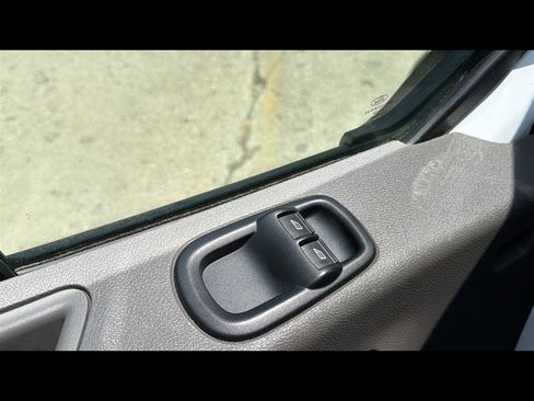 Used 2023 Ford Transit 250 Medium Roof RWD image 8