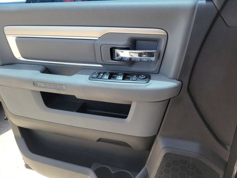 Used 2017 RAM 1500 Big Horn RWD image 19