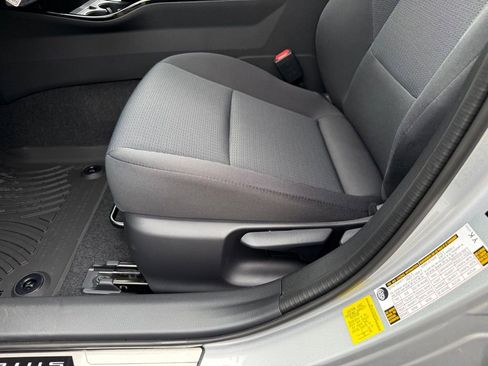 New 2026 Toyota Prius LE image 12