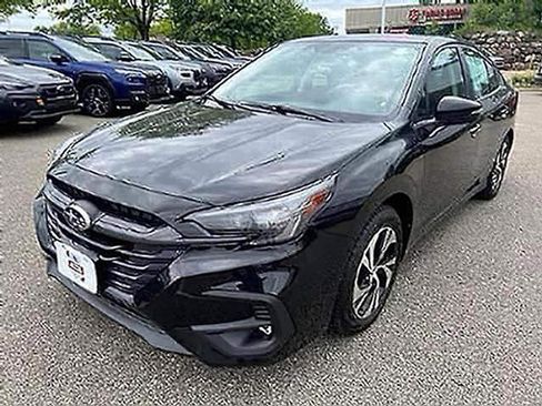 Certified 2025 Subaru Legacy Premium w/ Popular Package #1A AWD/4WD image 3