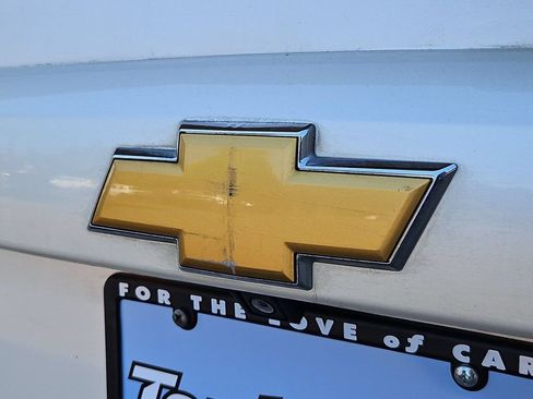 Used 2014 Chevrolet Suburban LTZ AWD/4WD image 25