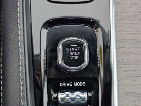 Used 2020 Volvo XC90 T8 Inscription image 31