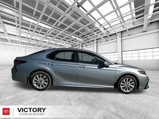 Used 2024 Toyota Camry SE video 2