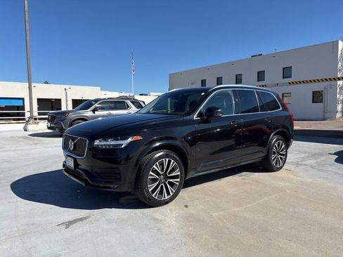 Used 2020 Volvo XC90 T5 Momentum w/ Protection Package Premier image 2