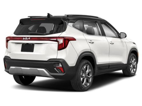 Used 2024 Kia Seltos S FWD image 2