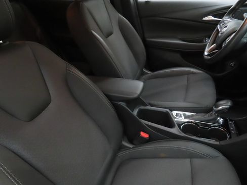 Used 2023 Buick Encore GX Select FWD image 24