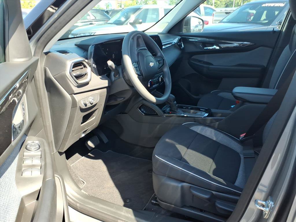 New 2026 Chevrolet TrailBlazer LS w/ LS Convenience Package FWD image 11