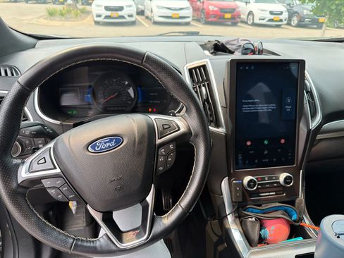 Used 2021 Ford Edge ST AWD/4WD image 7