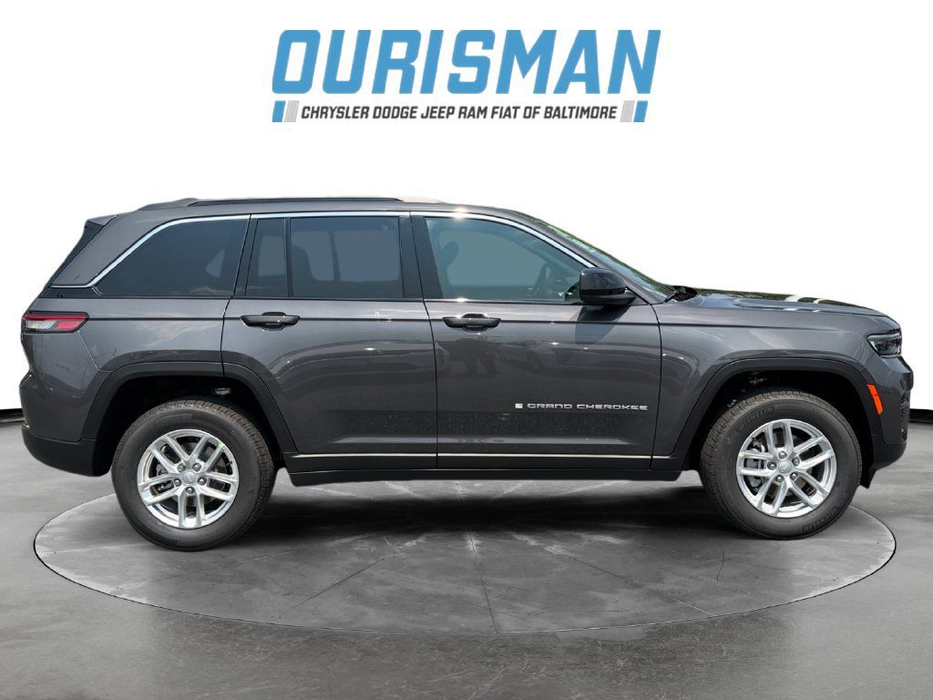 New 2026 Jeep Grand Cherokee Laredo X AWD/4WD image 7