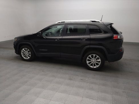 Used 2020 Jeep Cherokee Latitude FWD image 3