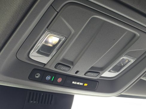 Used 2022 Chevrolet Silverado 1500 LT w/ Z71 Off-Road Package image 22