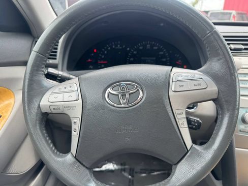 Used 2007 Toyota Camry XLE FWD image 31